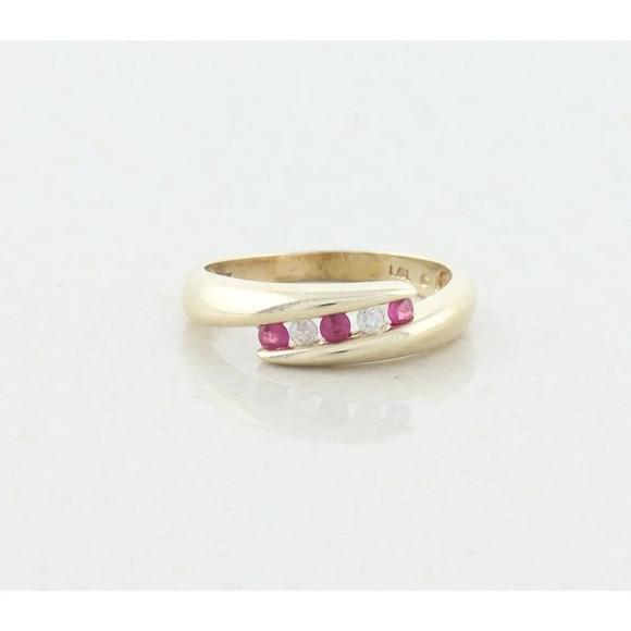 10k Yellow Gold Natural Ruby and Diamond Band Ring Size 5 - Picture 1 of 8